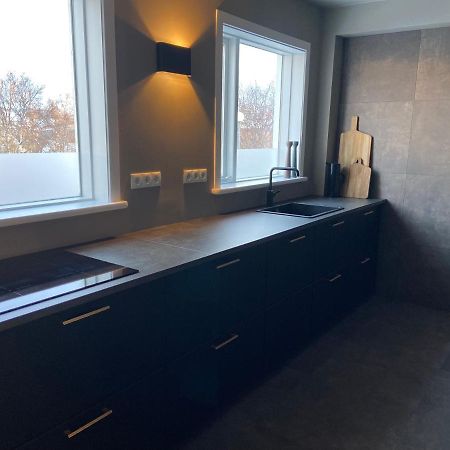 Perfectly Located 3 Bedroom Design Apartment Akureyri Esterno foto