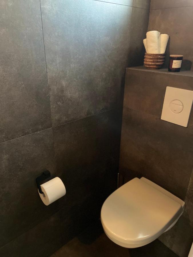 Perfectly Located 3 Bedroom Design Apartment Akureyri Esterno foto